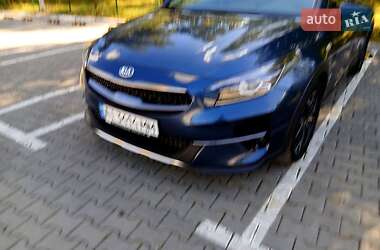 Хэтчбек Kia XCeed 2020 в 