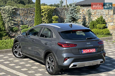 Хэтчбек Kia XCeed 2021 в 