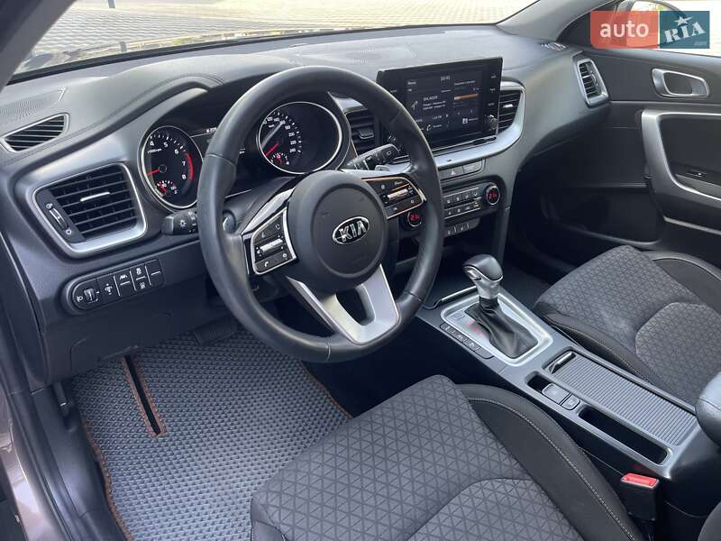 Хэтчбек Kia XCeed 2020 в Николаеве