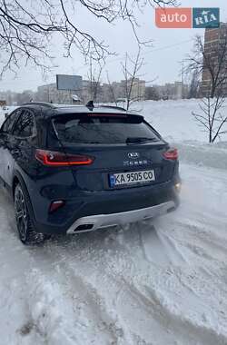 Хэтчбек Kia XCeed 2020 в Киеве
