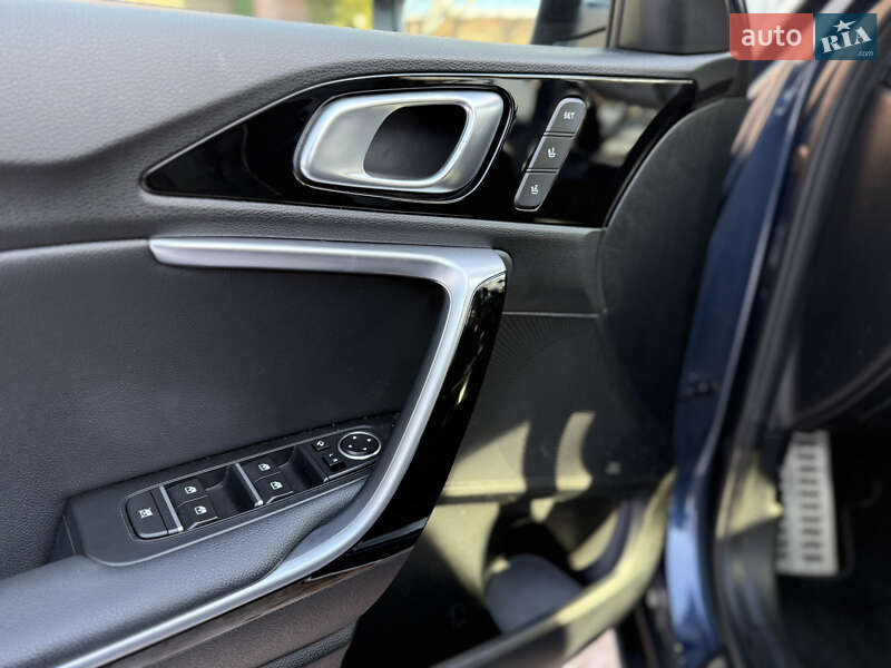 Хэтчбек Kia XCeed 2020 в Киеве фото 27 Хэтчбек Kia XCeed 2020 в Киеве