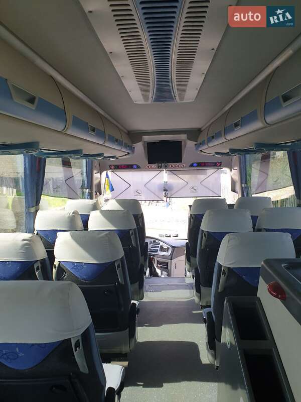 Туристический / Междугородний автобус King Long 6129 2008 в Новояворовске