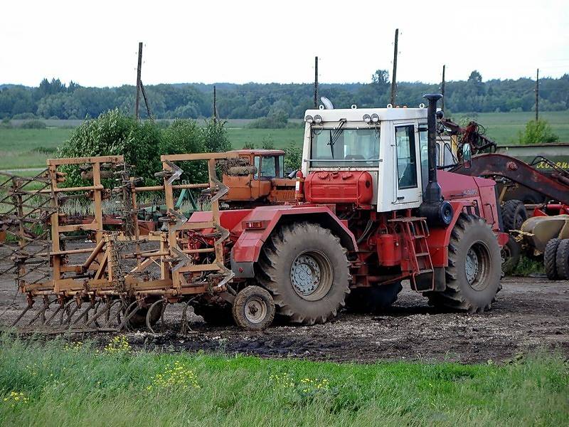Трактор сельскохозяйственный Кировец К 744 2000 в Изюме