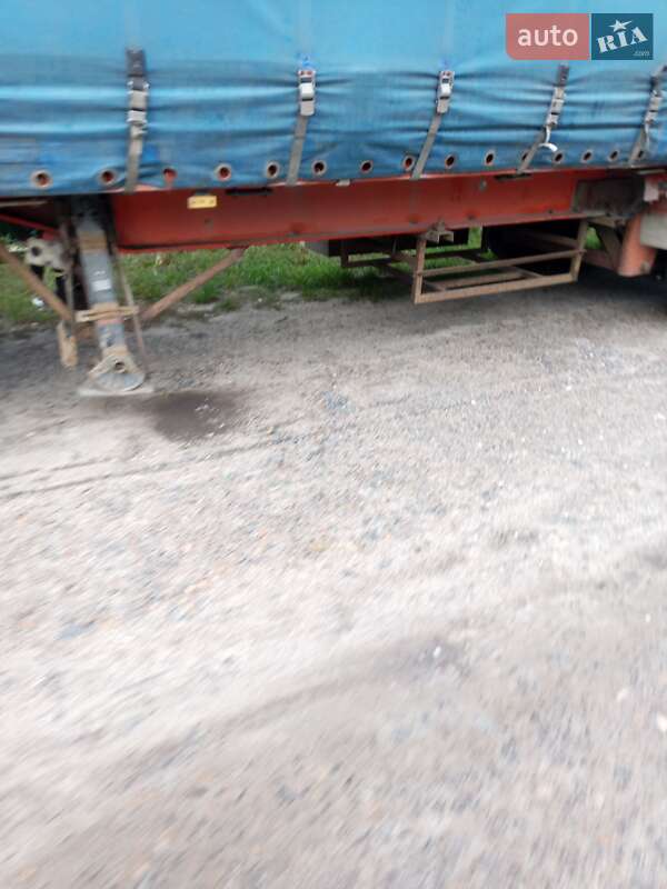 Тентованный борт (штора) - полуприцеп Klaeser TSA 2001 в Маневичах