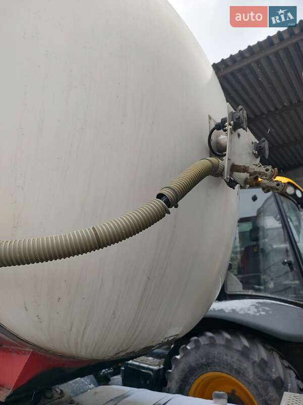 Цистерна полуприцеп Klaeser TSA 1996 в Киеве