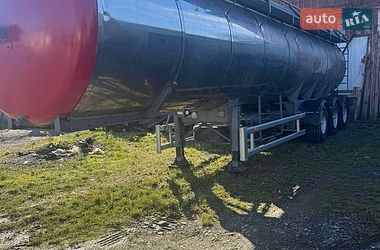 Цистерна напівпричіп Klaeser TSA 1983 в Чернівцях