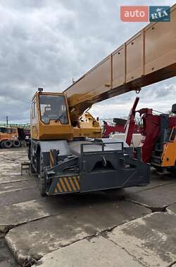Автокран Kobelco RK 1999 в Хмельницькому