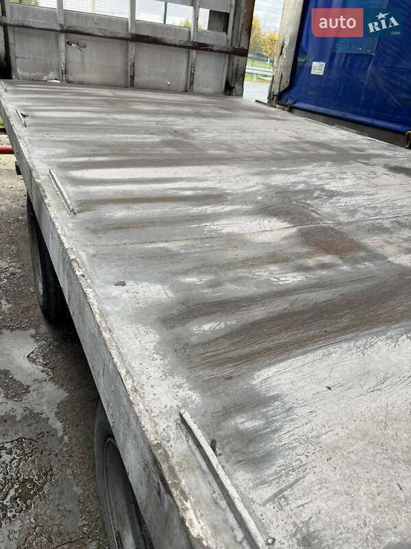 Для перевозки животных - полуприцеп Kogel AVE 2008 в Теофиполе