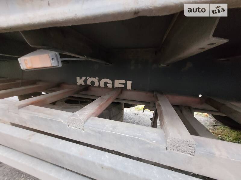 Бортовой полуприцеп Kogel S 24 2008 в Луцке