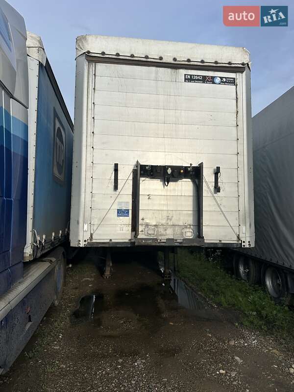 Бортовой полуприцеп Kogel S 24 2008 в Черновцах