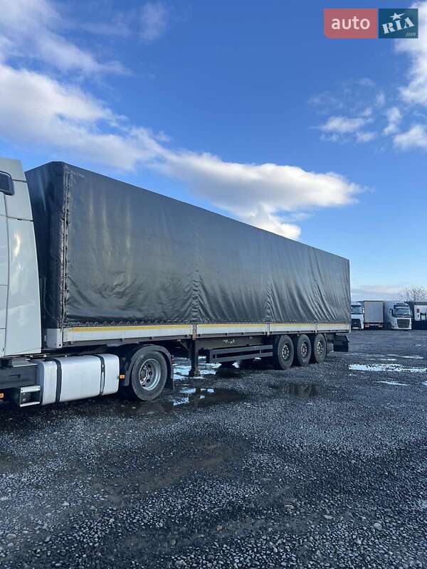 Тентованный борт (штора) - прицеп Kogel S 24 2006 в Иршаве