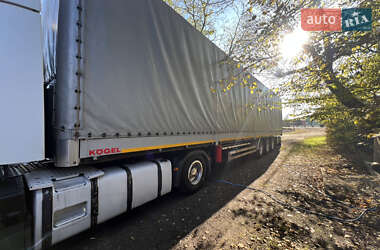 Бортовой полуприцеп Kogel S 24 2008 в Иршаве