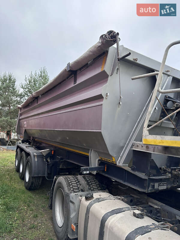 Самосвал полуприцеп Kogel SAAF 2000 в Хусте