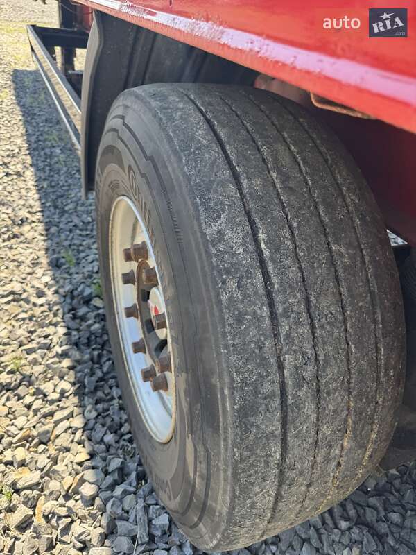 Бортовой полуприцеп Kogel SAF 2006 в Иршаве