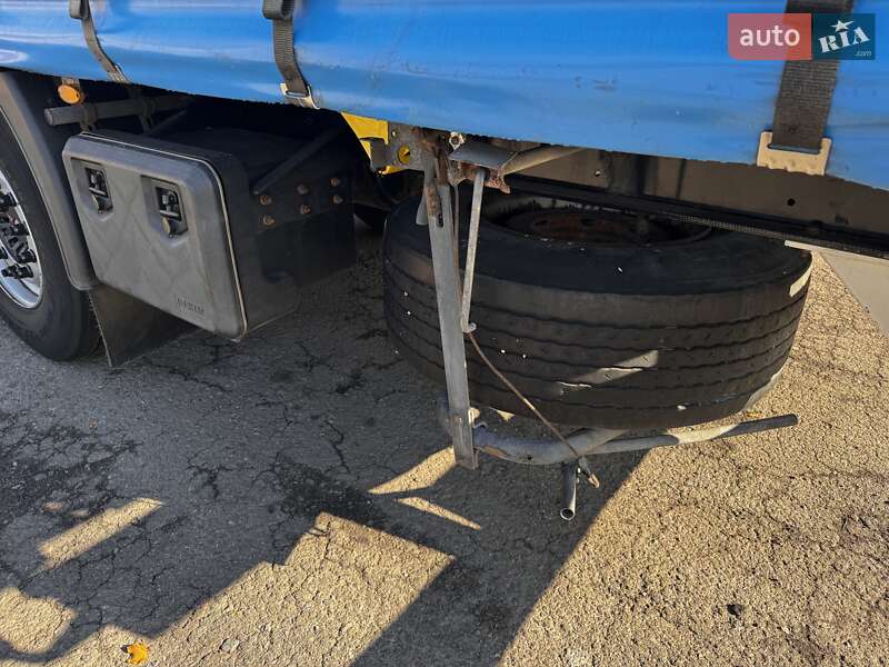 Тентований борт (штора) - напівпричіп Kogel SAF 2015 в Рівному