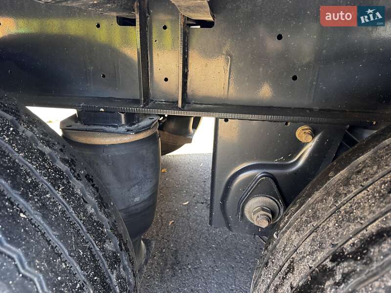 Тентований борт (штора) - напівпричіп Kogel SAF 2015 в Рівному