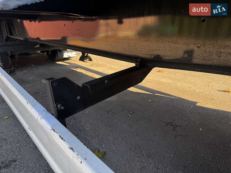 Тентований борт (штора) - напівпричіп Kogel SAF 2015 в Рівному