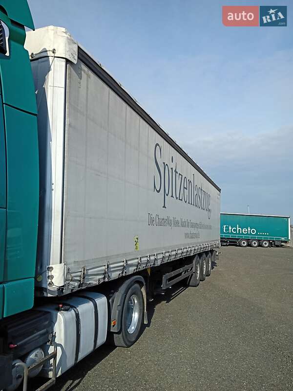 Тентованный борт (штора) - полуприцеп Kogel SAF 2010 в Луцке