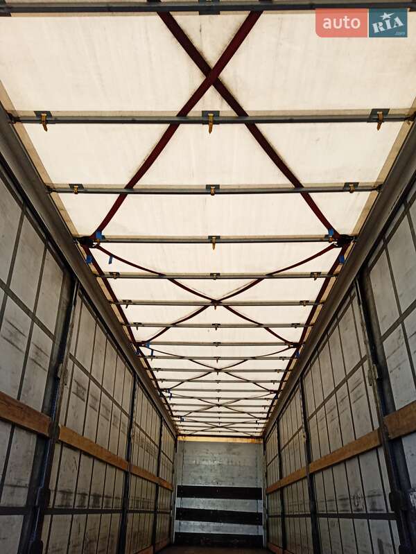 Тентованный борт (штора) - полуприцеп Kogel SAF 2010 в Луцке