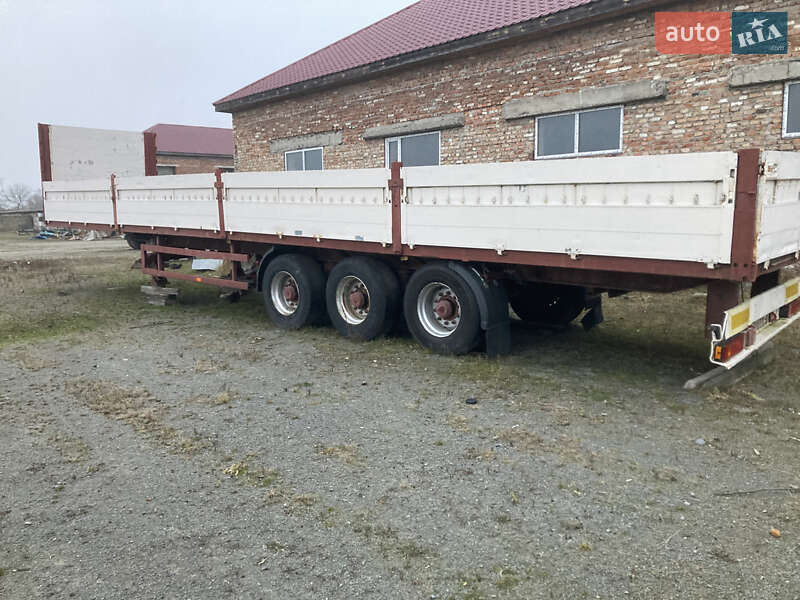 Бортовий напівпричіп Kogel SAF 1995 в Звягелі