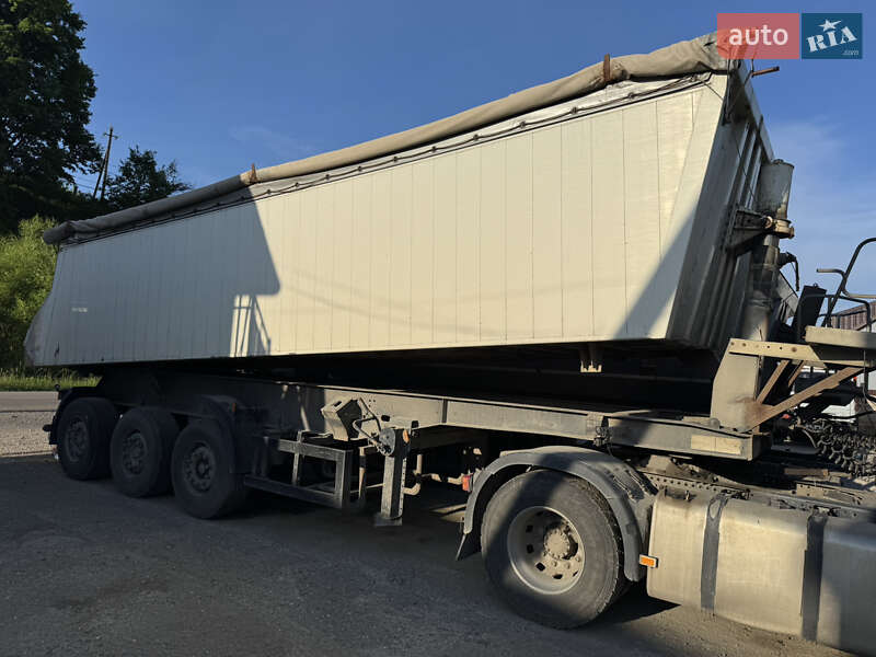Самоскид напівпричіп Kogel SK 24P 2001 в Тересві