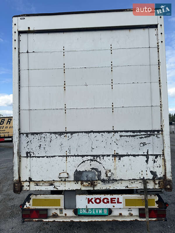 Изотермическая будка Kogel SK 2006 в Березане