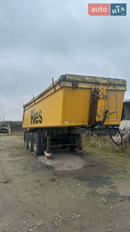 Самоскид напівпричіп Kogel SKMP 1992 в Любомлі