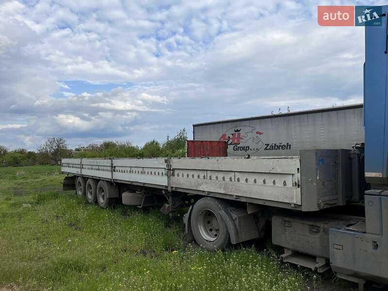 Бортовий напівпричіп Kogel SN 24 1998 в Новому Бузі