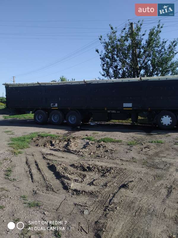 Зерновоз - полуприцеп Kogel SN 24 1991 в Чернигове