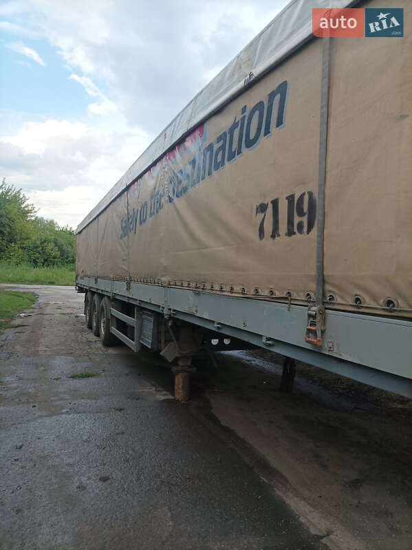 Бортовий напівпричіп Kogel SN 24 2002 в Умані