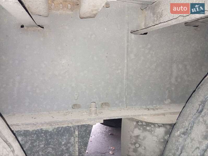 Тентований борт (штора) - напівпричіп Kogel SN 24 2001 в Кропивницькому