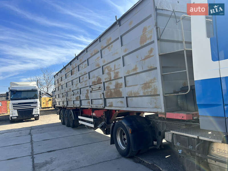 Зерновоз - напівпричіп Kogel SN 24 2004 в Гайсину фото 4 Зерновоз - напівпричіп Kogel SN 24 2004 в Гайсину