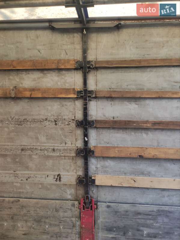 Тентований борт (штора) - напівпричіп Kogel SN 24 2002 в Житомирі