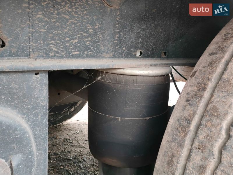 Тентованный борт (штора) - полуприцеп Kogel SN 24 2014 в Львове фото 5 Тентованный борт (штора) - полуприцеп Kogel SN 24 2014 в Львове