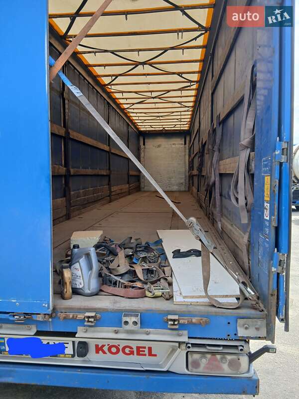 Тентований борт (штора) - напівпричіп Kogel SNCC 2009 в Городку