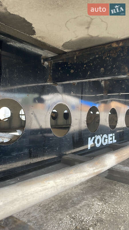 Тентованный борт (штора) - полуприцеп Kogel SNCO 24 2006 в Тернополе