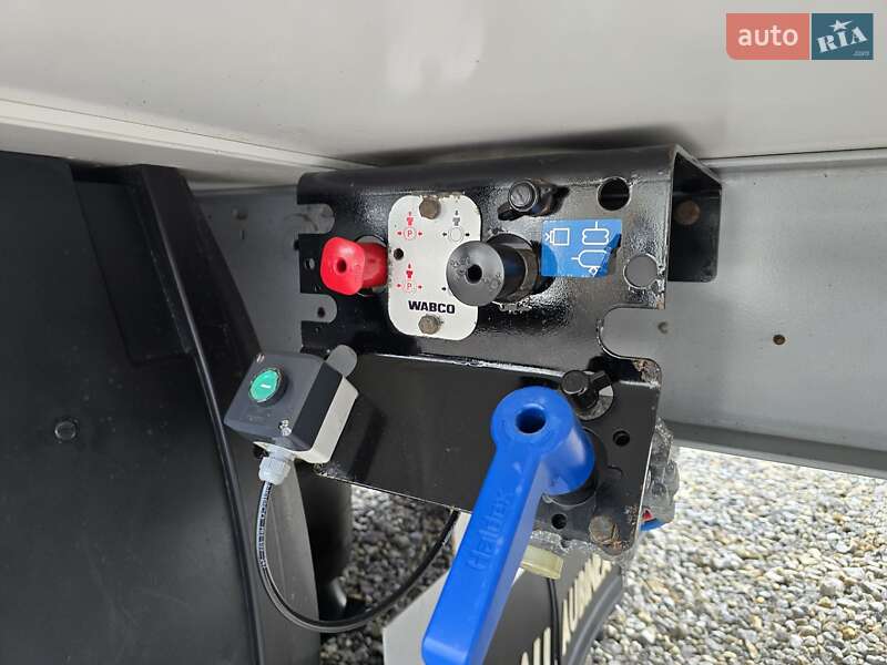 Рефрижератор напівпричіп Kogel SV24 2013 в Вінниці