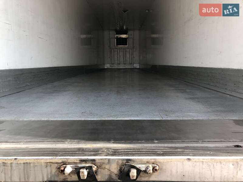 Рефрижератор полуприцеп Kogel SVKT 2003 в Кропивницком