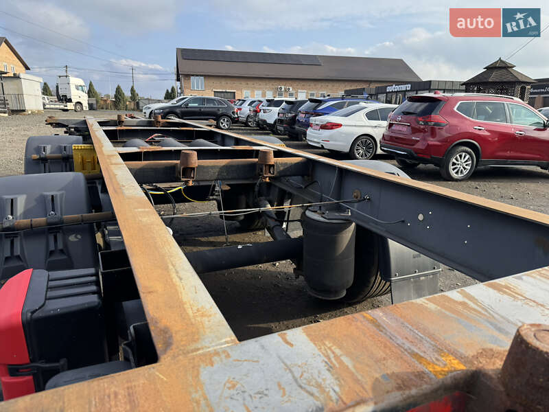 Контейнеровоз Kogel Tandem 2018 в Луцке фото 7 Контейнеровоз Kogel Tandem 2018 в Луцке