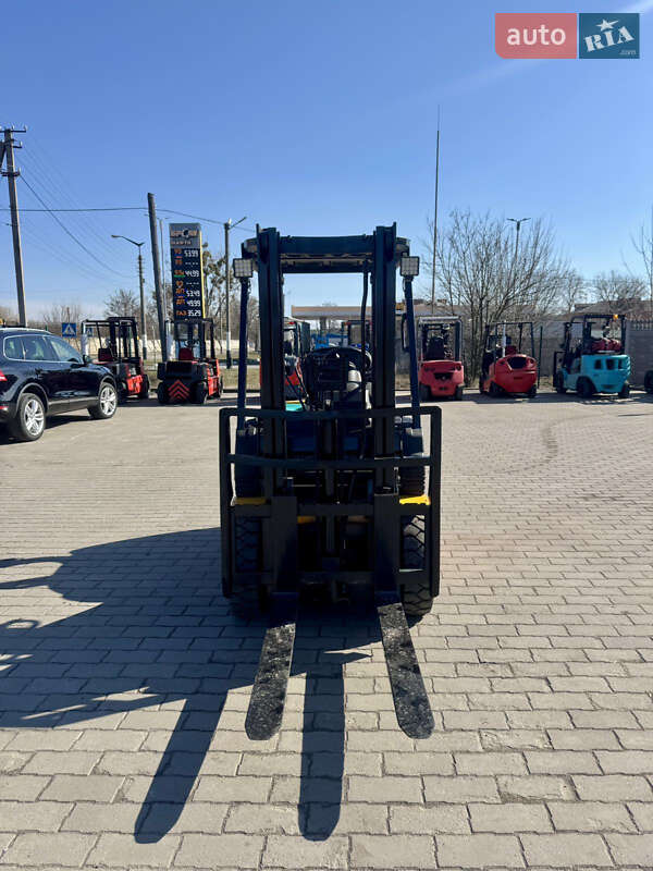 Вилочний навантажувач Komatsu FD 2008 в Радомишлі