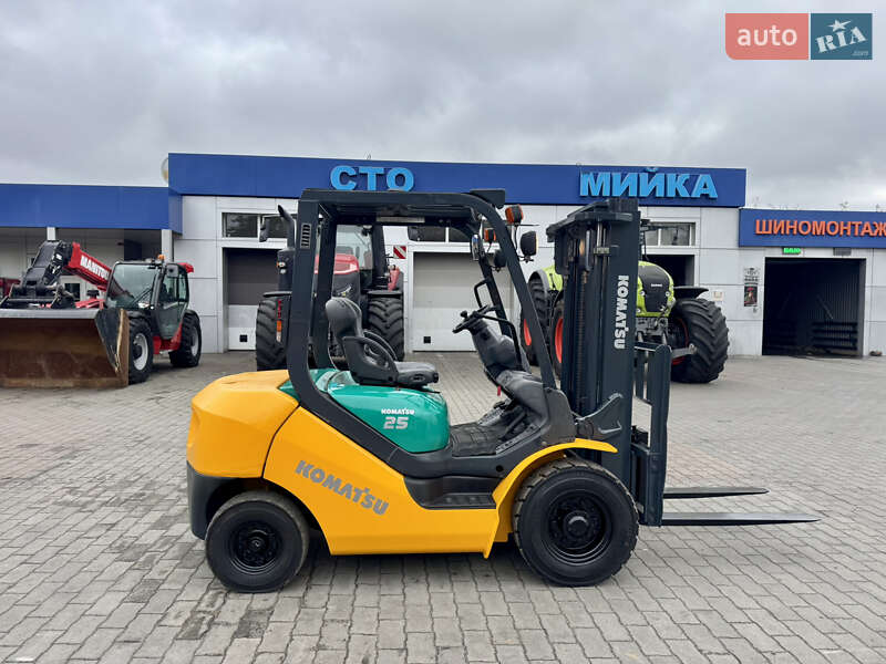 Вилочный погрузчик Komatsu FD 2008 в Радомышле фото 6 Вилочный погрузчик Komatsu FD 2008 в Радомышле
