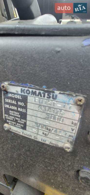 Вилочный погрузчик Komatsu FD 2003 в Киеве фото 3 Вилочный погрузчик Komatsu FD 2003 в Киеве