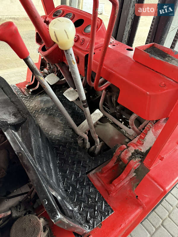 Вилочный погрузчик Komatsu FD 2006 в Первомайске