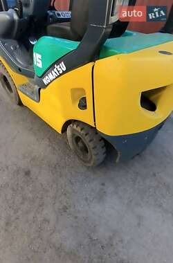 Вилочный погрузчик Komatsu FG 2003 в 