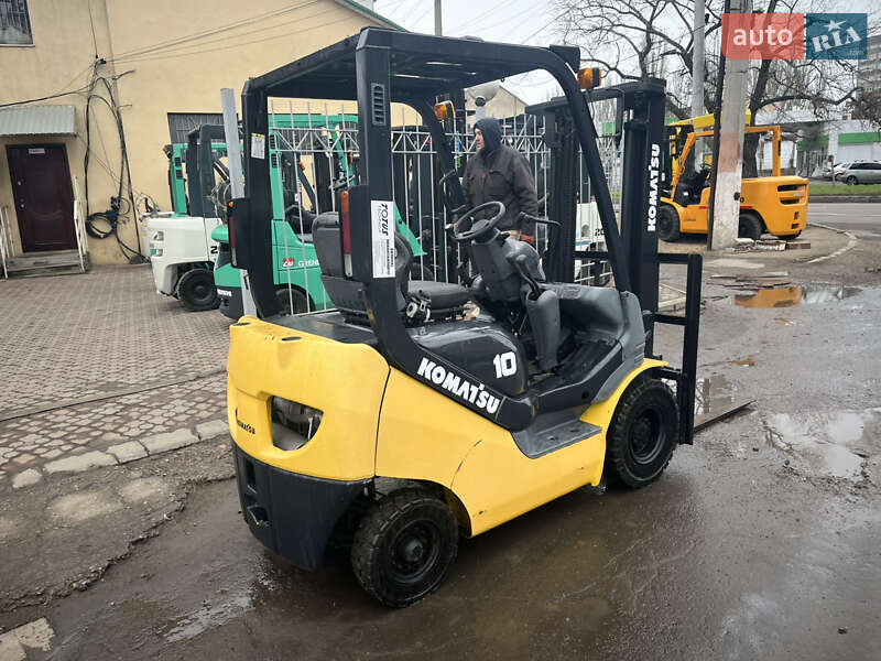 Вилочный погрузчик Komatsu FG 2009 в Одессе