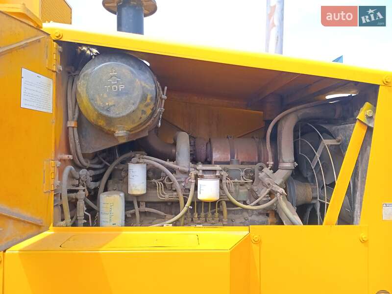 Автогрейдер Komatsu GD 2007 в Кривом Роге