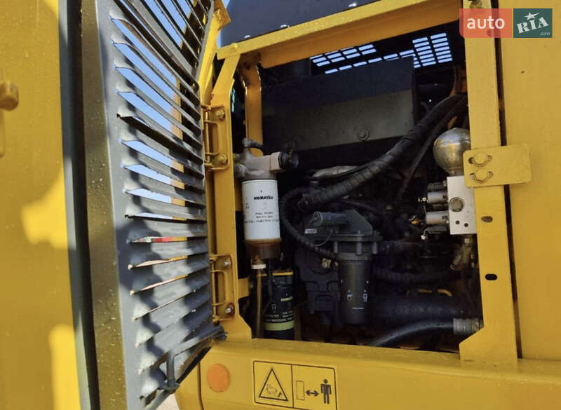 Колесный экскаватор Komatsu PC 160 2016 в Одессе