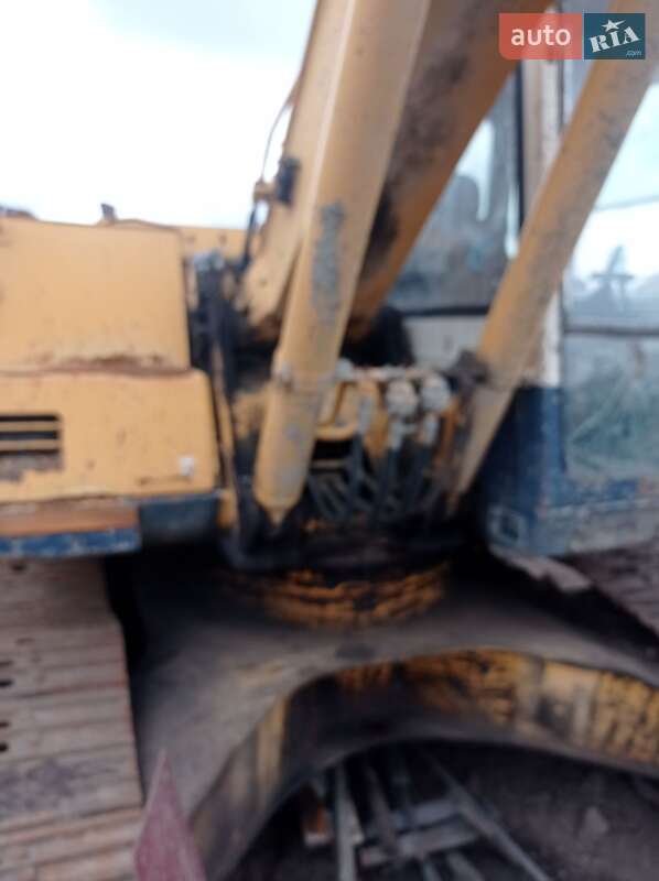 Гусеничный экскаватор Komatsu PC 160 1991 в Киеве