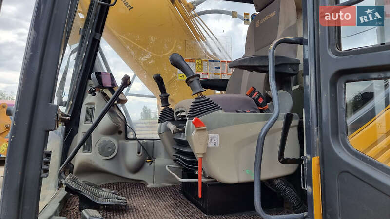 Гусеничный экскаватор Komatsu PC 210 2016 в Одессе