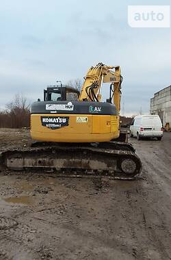 Гусеничный экскаватор Komatsu PC 228 LC8 2004 в Львове